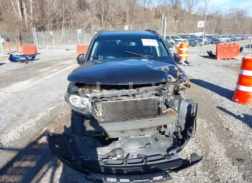 Photo 12 of 2015 Jeep Compass LATITUDE (VIN 1C4NJDEB8FD106153)