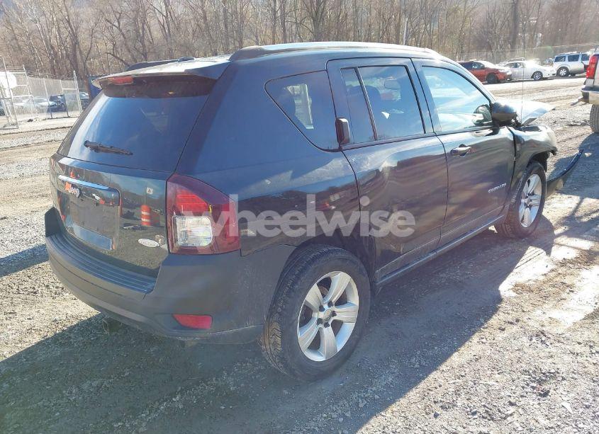Photo 4 of 2015 Jeep Compass LATITUDE (VIN 1C4NJDEB8FD106153)