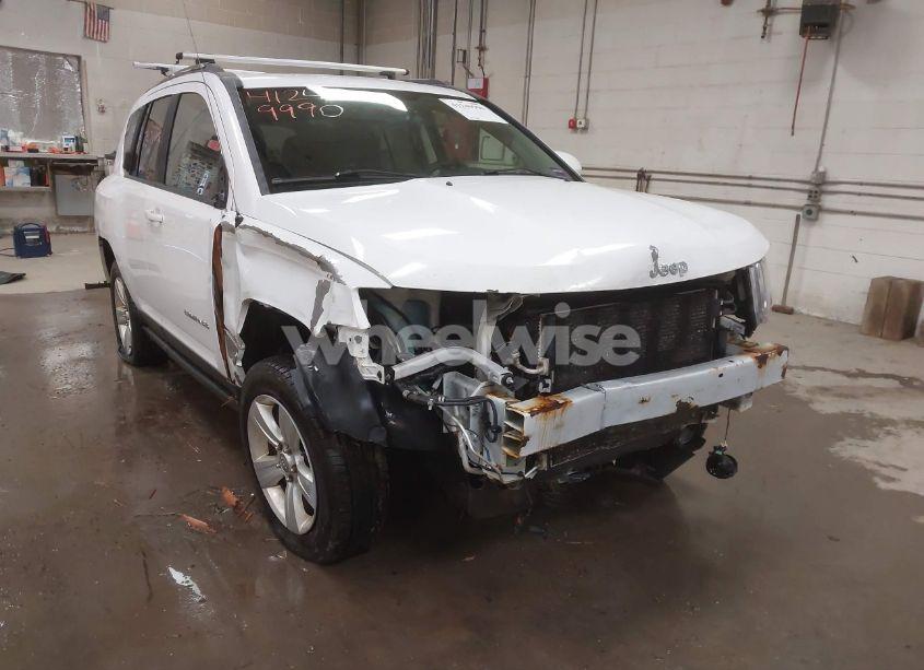 Photo 6 of 2015 Jeep Compass HIGH ALTITUDE EDITION (VIN 1C4NJDEB8FD154106)