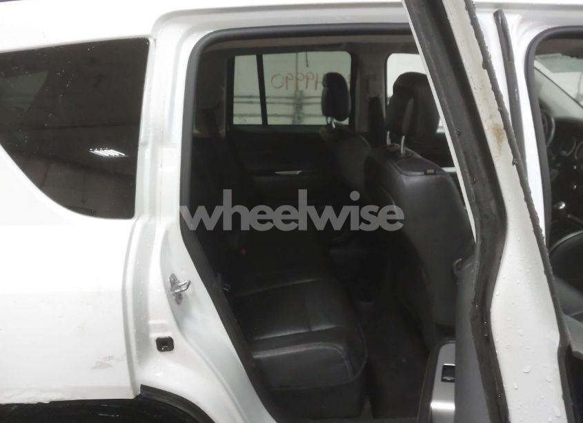 Photo 8 of 2015 Jeep Compass HIGH ALTITUDE EDITION (VIN 1C4NJDEB8FD154106)