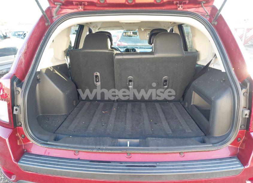 Photo 16 of 2016 Jeep Compass LATITUDE (VIN 1C4NJDEB8GD598488)