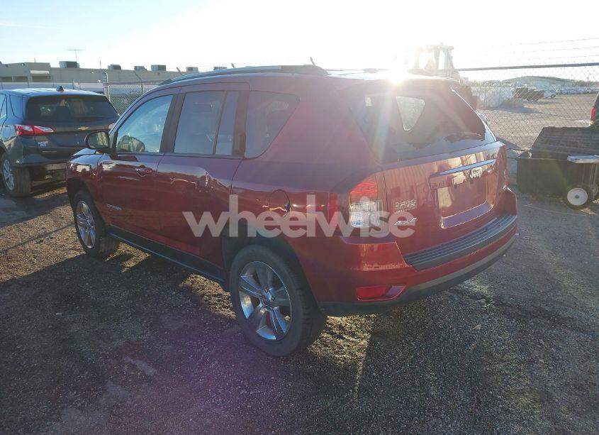 Photo 3 of 2016 Jeep Compass LATITUDE (VIN 1C4NJDEB8GD598488)