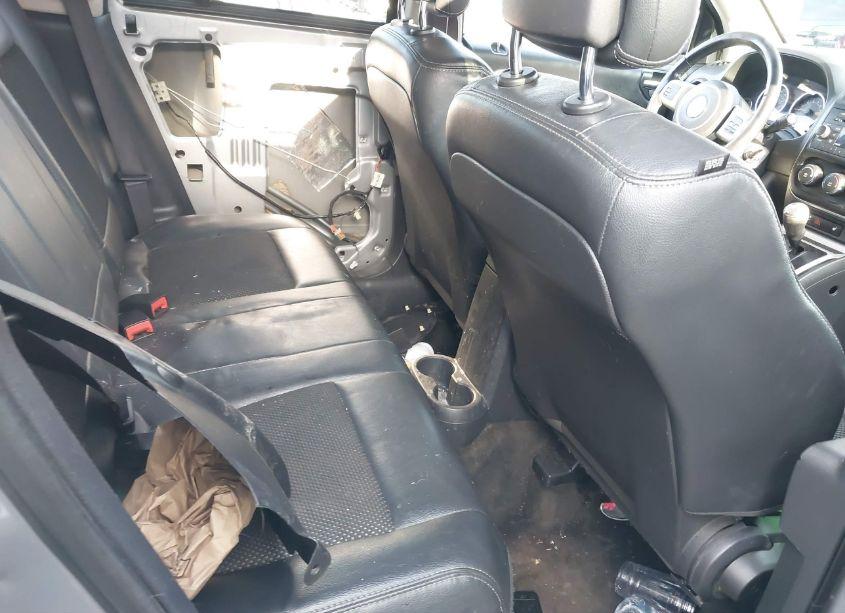 Photo 8 of 2016 Jeep Compass LATITUDE (VIN 1C4NJDEB8GD782720)