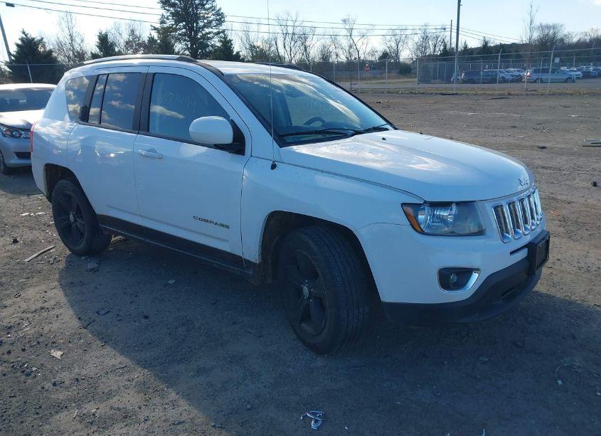 2017 Jeep Compass HIGH ALTITUDE 4X4 (VIN 1C4NJDEB8HD109833) main photo