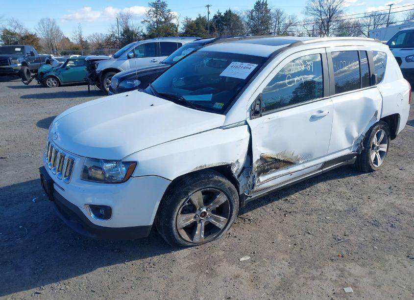 Photo 2 of 2017 Jeep Compass HIGH ALTITUDE 4X4 (VIN 1C4NJDEB8HD109833)