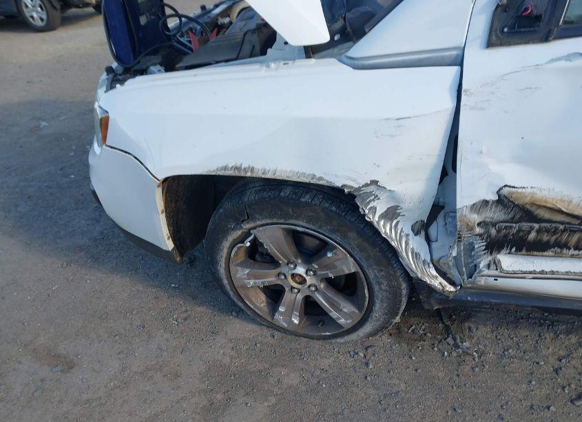 Photo 6 of 2017 Jeep Compass HIGH ALTITUDE 4X4 (VIN 1C4NJDEB8HD109833)