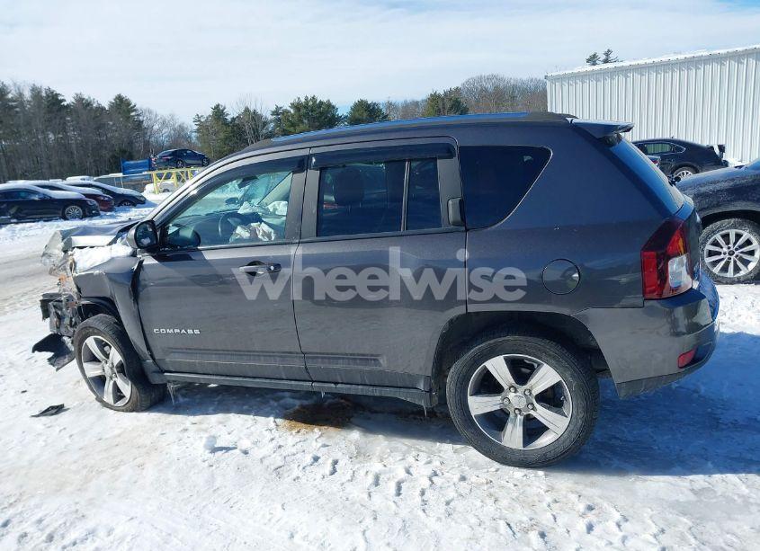 Photo 14 of 2017 Jeep Compass HIGH ALTITUDE 4X4 (VIN 1C4NJDEB8HD129449)
