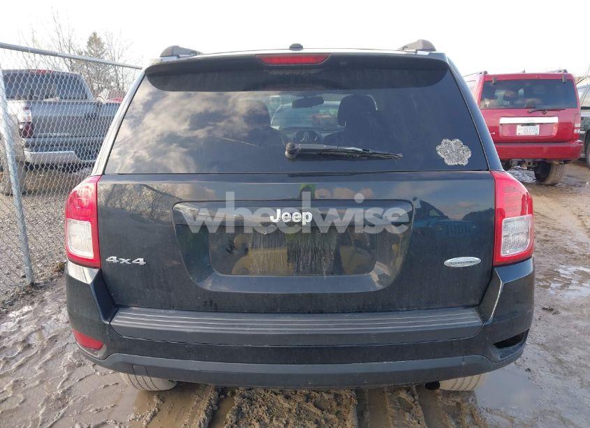 Photo 16 of 2013 Jeep Compass LATITUDE (VIN 1C4NJDEB9DD246113)