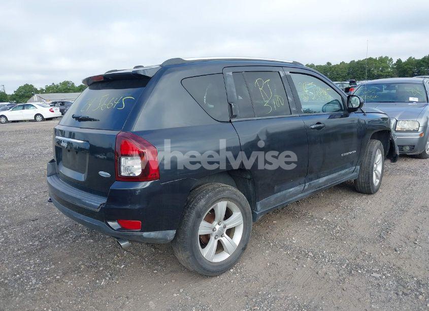 Photo 4 of 2014 Jeep Compass LATITUDE (VIN 1C4NJDEB9ED630135)