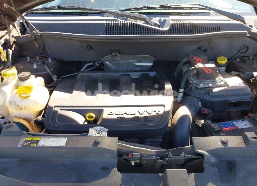 Photo 10 of 2014 Jeep Compass LATITUDE (VIN 1C4NJDEB9ED659215)