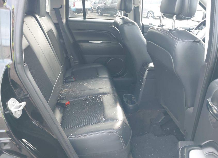 Photo 8 of 2014 Jeep Compass LATITUDE (VIN 1C4NJDEB9ED884377)