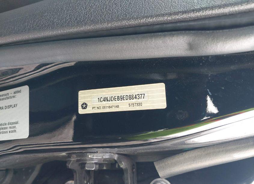 Photo 9 of 2014 Jeep Compass LATITUDE (VIN 1C4NJDEB9ED884377)