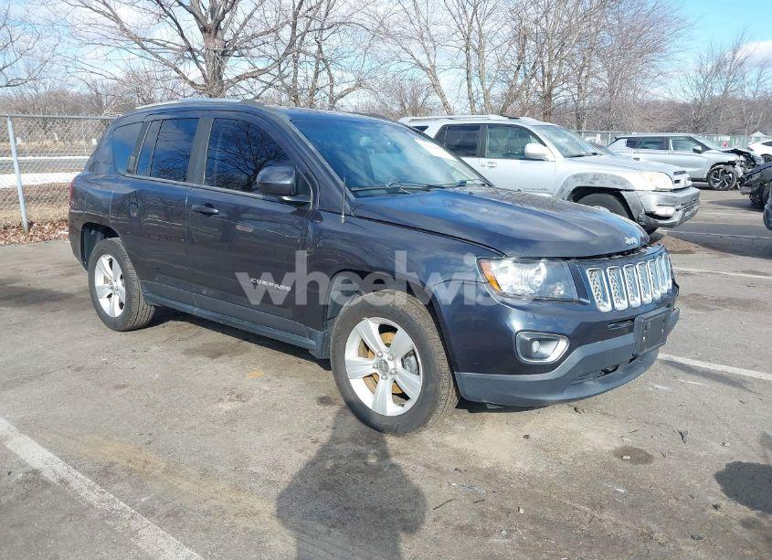 2015 Jeep Compass HIGH ALTITUDE EDITION (VIN 1C4NJDEB9FD208304) main photo