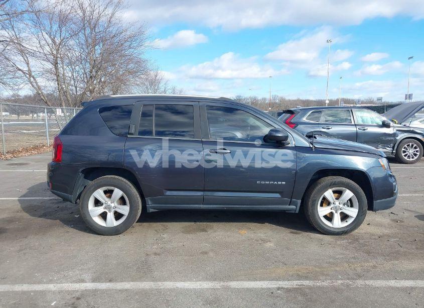 Photo 12 of 2015 Jeep Compass HIGH ALTITUDE EDITION (VIN 1C4NJDEB9FD208304)