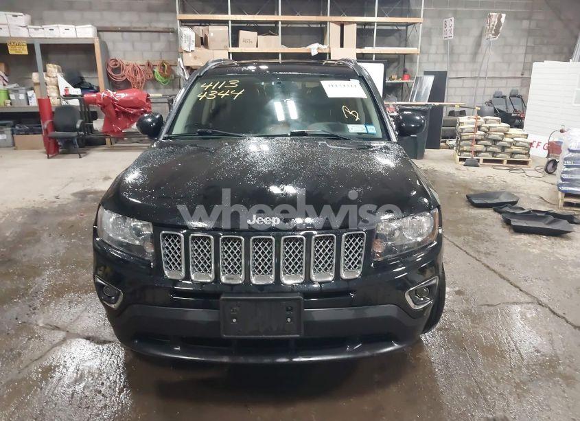 Photo 12 of 2015 Jeep Compass LATITUDE (VIN 1C4NJDEB9FD217360)
