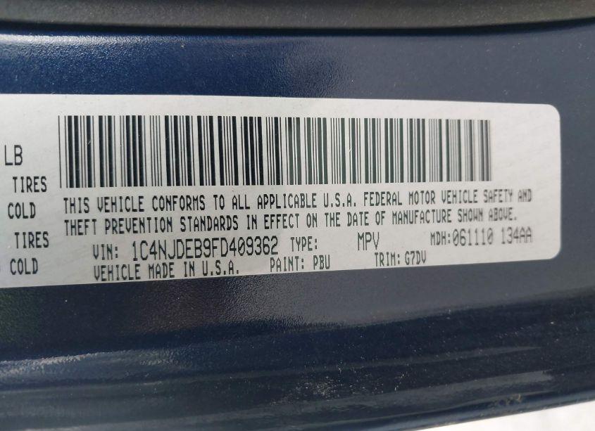 Photo 9 of 2015 Jeep Compass LATITUDE (VIN 1C4NJDEB9FD409362)