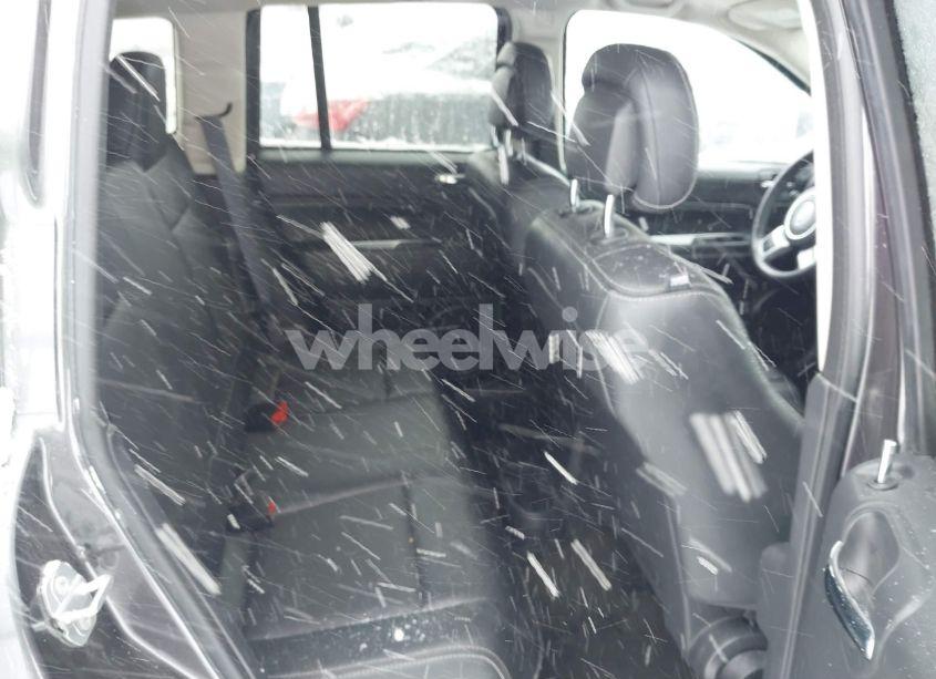 Photo 8 of 2017 Jeep Compass HIGH ALTITUDE 4X4 (VIN 1C4NJDEB9HD113292)