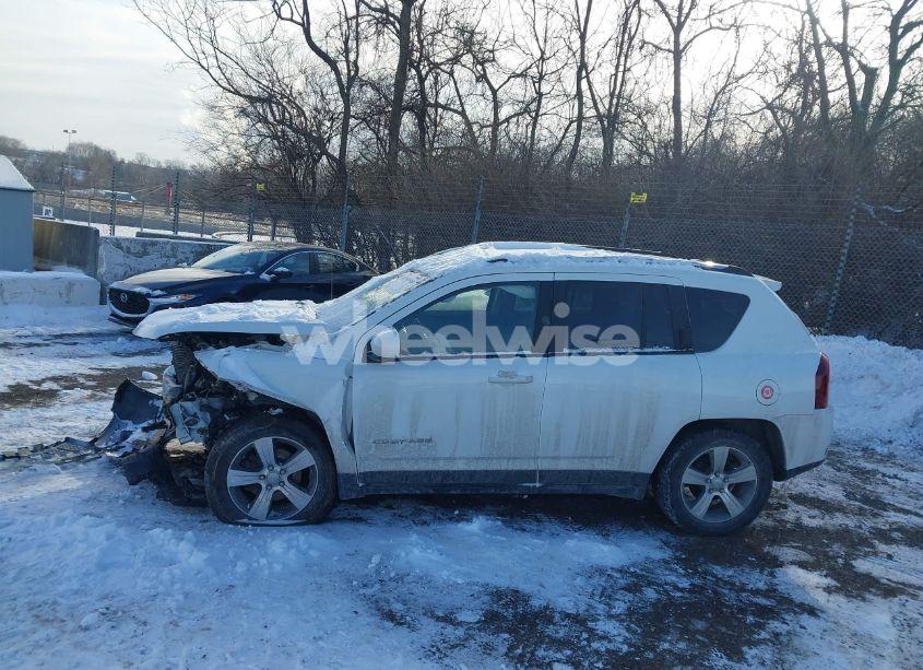 Photo 13 of 2017 Jeep Compass HIGH ALTITUDE 4X4 (VIN 1C4NJDEB9HD168390)