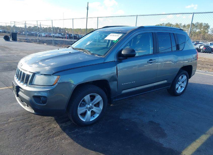Photo 2 of 2013 Jeep Compass LATITUDE (VIN 1C4NJDEBXDD165685)