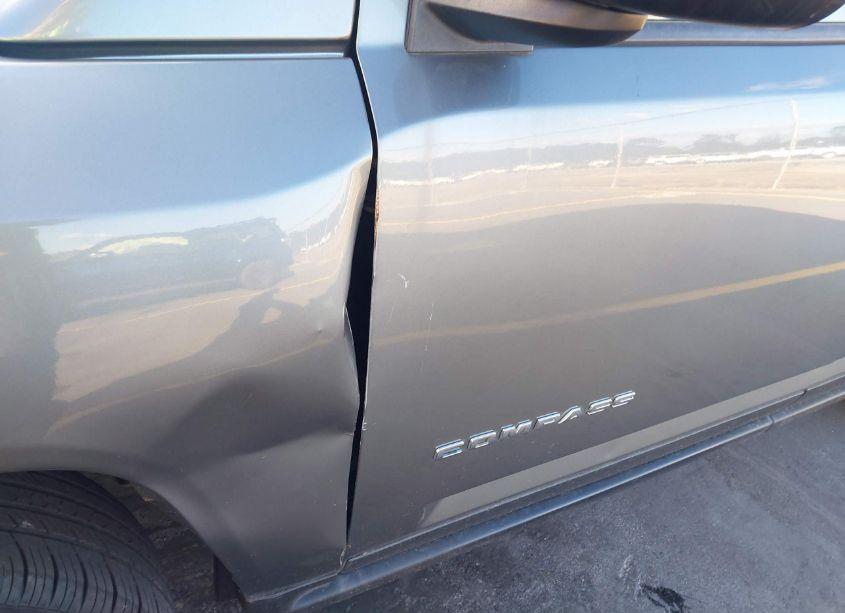 Photo 6 of 2013 Jeep Compass LATITUDE (VIN 1C4NJDEBXDD165685)