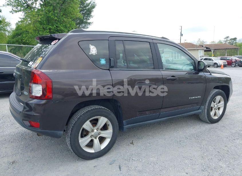 Photo 6 of 2014 Jeep Compass LATITUDE (VIN 1C4NJDEBXED622352)