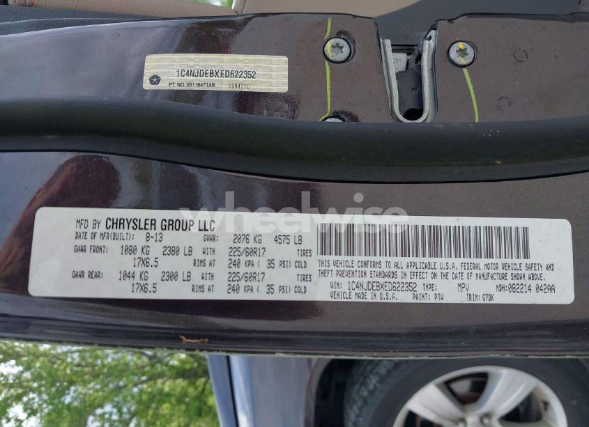 Photo 9 of 2014 Jeep Compass LATITUDE (VIN 1C4NJDEBXED622352)