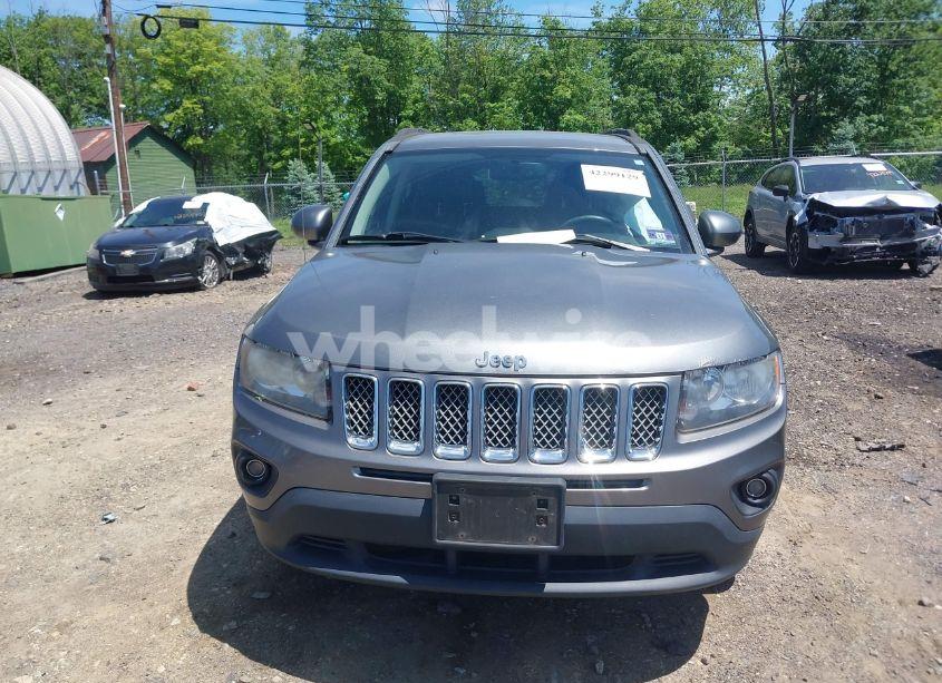 Photo 12 of 2014 Jeep Compass LATITUDE (VIN 1C4NJDEBXED632976)