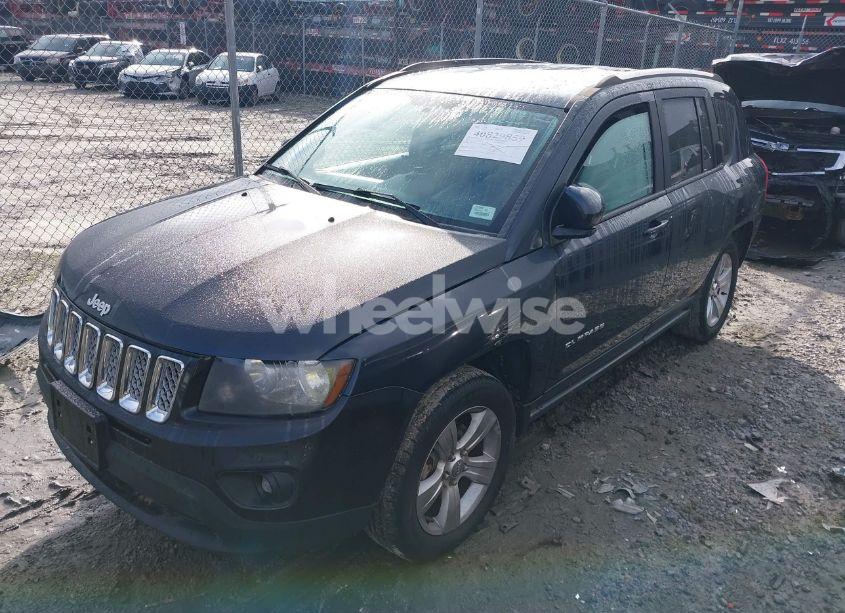 Photo 2 of 2014 Jeep Compass LATITUDE (VIN 1C4NJDEBXED643914)