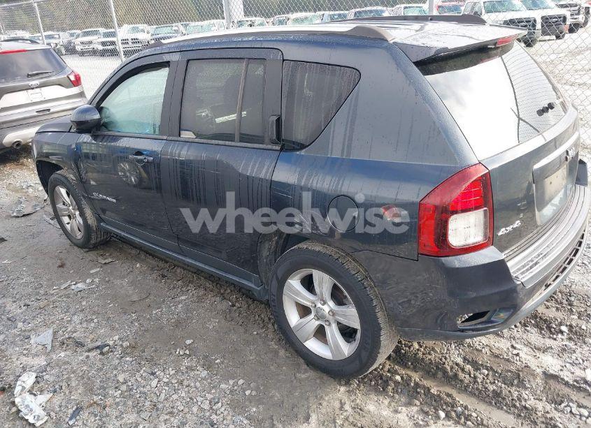 Photo 3 of 2014 Jeep Compass LATITUDE (VIN 1C4NJDEBXED643914)
