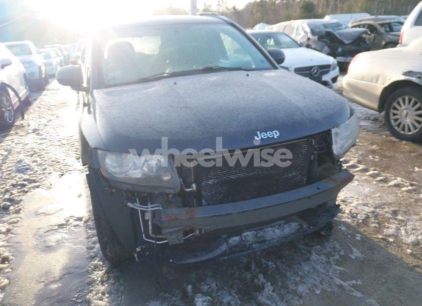 Photo 6 of 2014 Jeep Compass LATITUDE (VIN 1C4NJDEBXED699075)