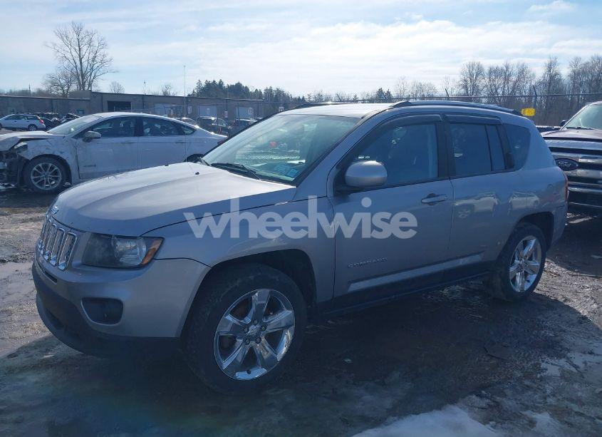 Photo 2 of 2014 Jeep Compass LATITUDE (VIN 1C4NJDEBXED760375)