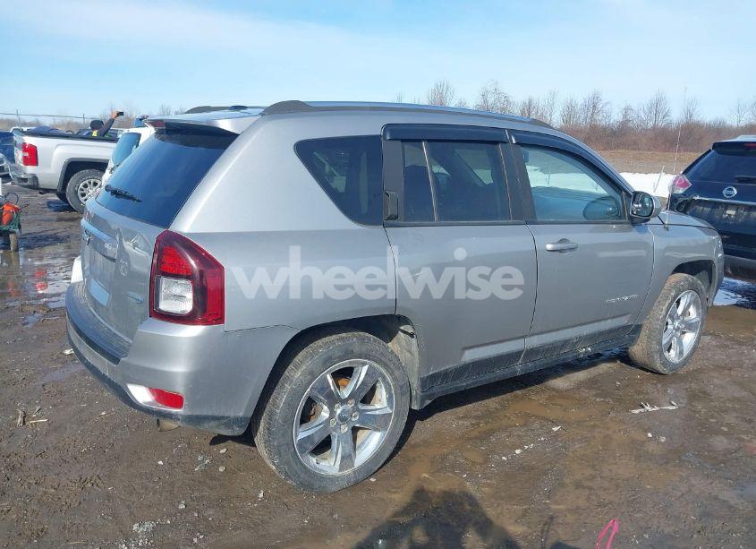 Photo 4 of 2014 Jeep Compass LATITUDE (VIN 1C4NJDEBXED760375)
