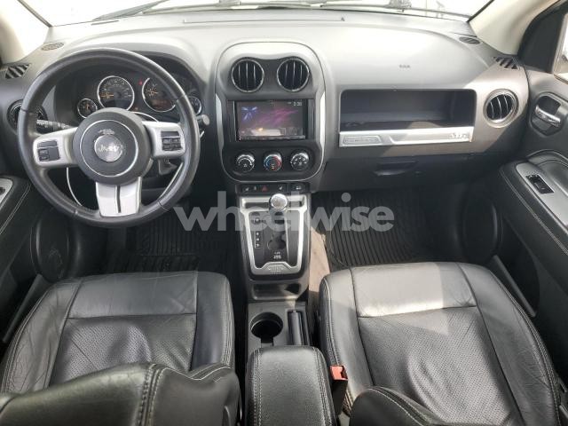 Photo 9 of 2015 JEEP COMPASS LATITUDE N/A (VIN 1C4NJDEBXFD109524)