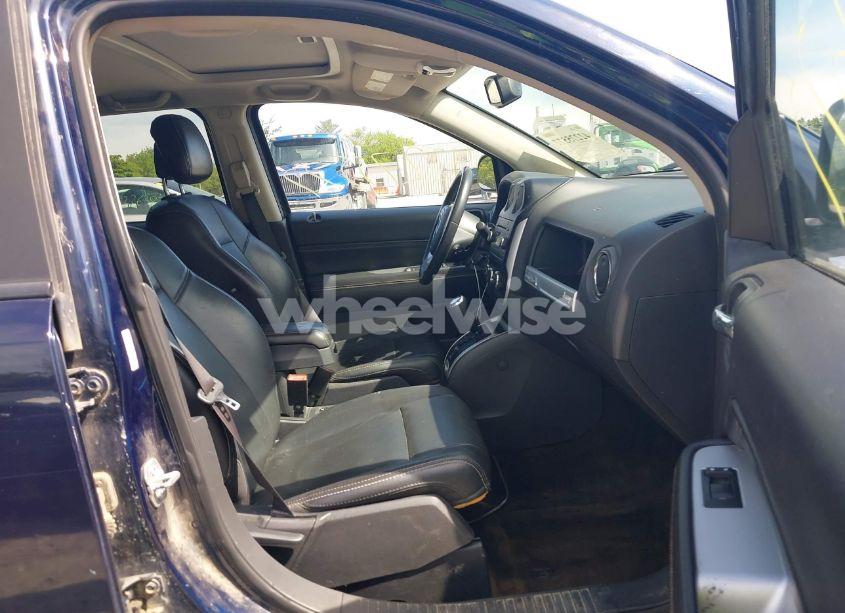 Photo 5 of 2016 Jeep Compass HIGH ALTITUDE EDITION (VIN 1C4NJDEBXGD671389)