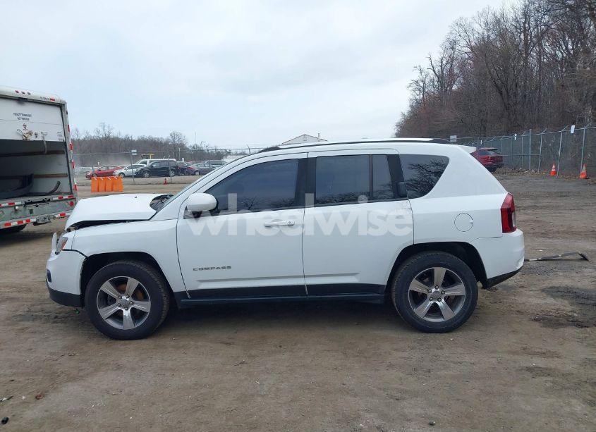 Photo 14 of 2016 Jeep Compass HIGH ALTITUDE EDITION (VIN 1C4NJDEBXGD737018)