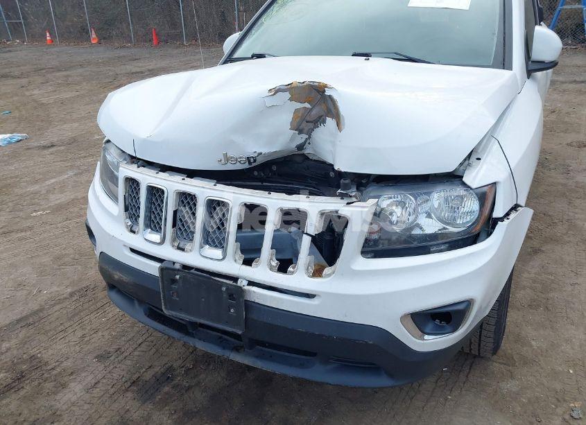 Photo 6 of 2016 Jeep Compass HIGH ALTITUDE EDITION (VIN 1C4NJDEBXGD737018)