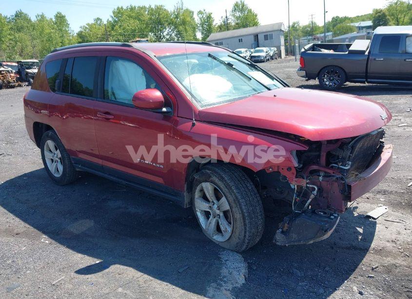 2016 Jeep Compass LATITUDE (VIN 1C4NJDEBXGD758192) main photo