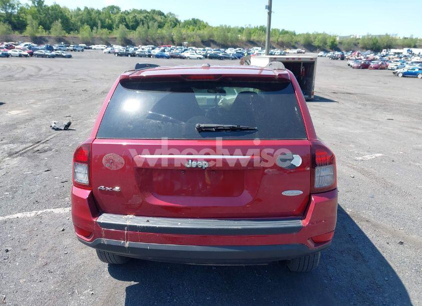 Photo 16 of 2016 Jeep Compass LATITUDE (VIN 1C4NJDEBXGD758192)