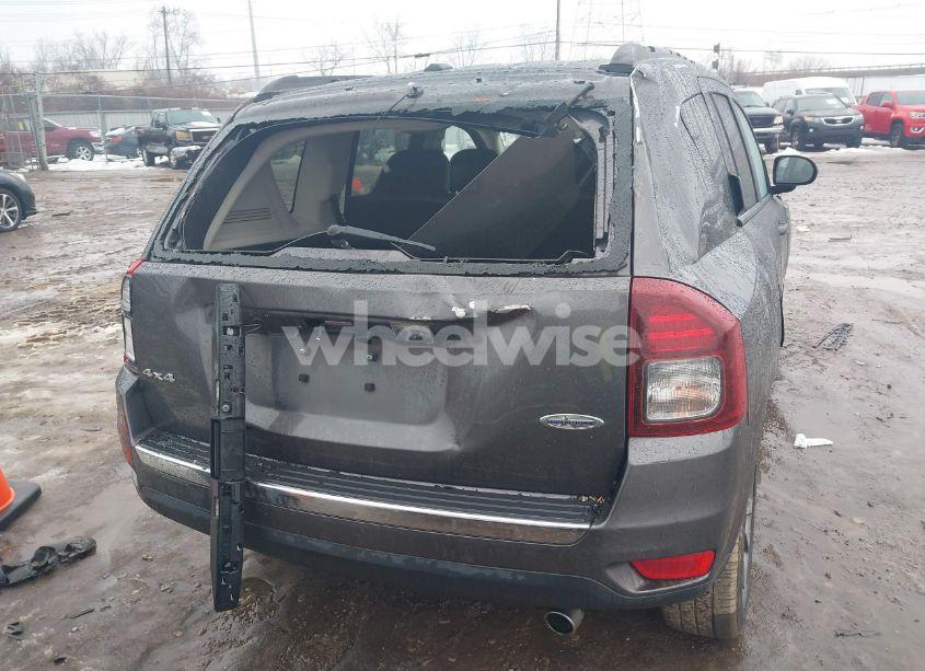 Photo 6 of 2017 Jeep Compass HIGH ALTITUDE 4X4 (VIN 1C4NJDEBXHD126665)