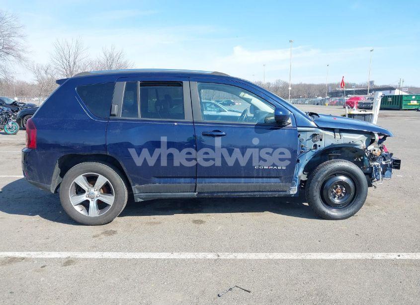 Photo 13 of 2017 Jeep Compass HIGH ALTITUDE 4X4 (VIN 1C4NJDEBXHD139853)