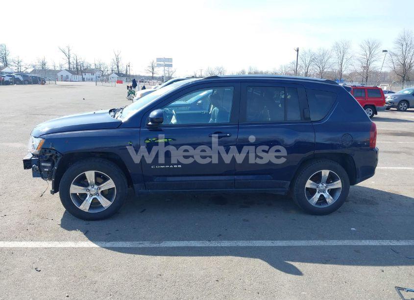 Photo 14 of 2017 Jeep Compass HIGH ALTITUDE 4X4 (VIN 1C4NJDEBXHD139853)
