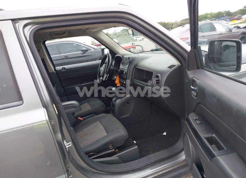 Photo 5 of 2012 Jeep Patriot SPORT (VIN 1C4NJPBA0CD553858)
