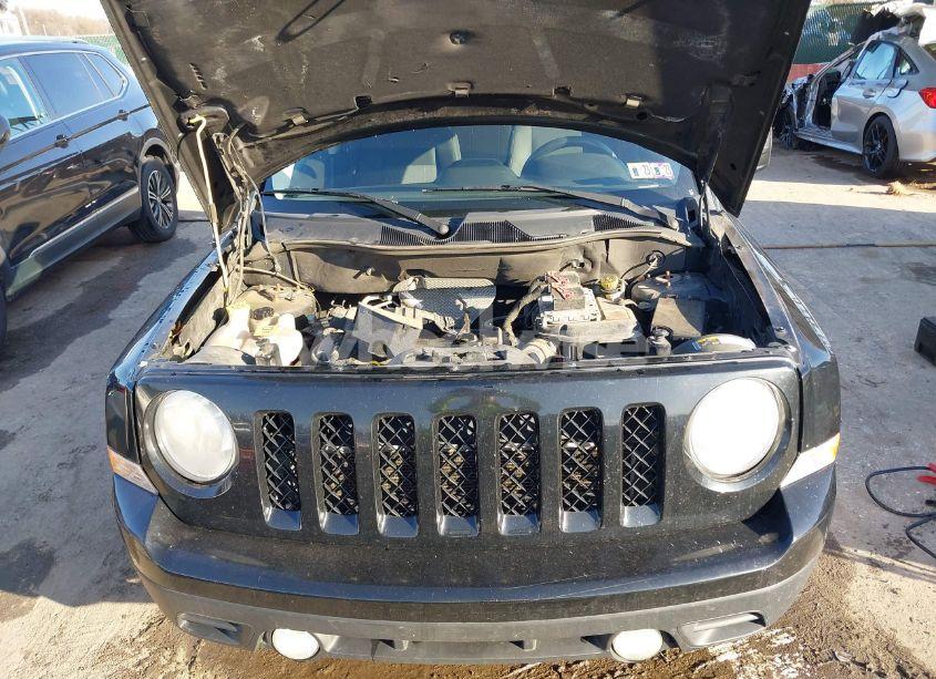 Photo 10 of 2014 Jeep Patriot SPORT (VIN 1C4NJPBA0ED550185)