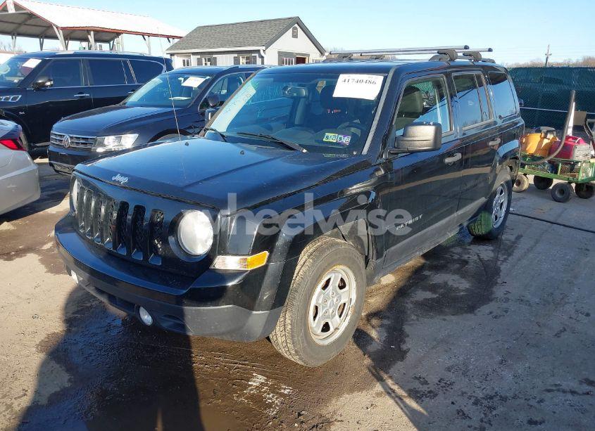 Photo 2 of 2014 Jeep Patriot SPORT (VIN 1C4NJPBA0ED550185)