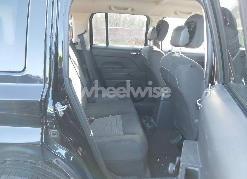 Photo 8 of 2014 Jeep Patriot SPORT (VIN 1C4NJPBA0ED550185)