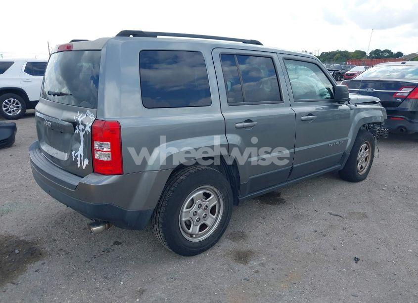 Photo 4 of 2014 Jeep Patriot SPORT (VIN 1C4NJPBA0ED596180)