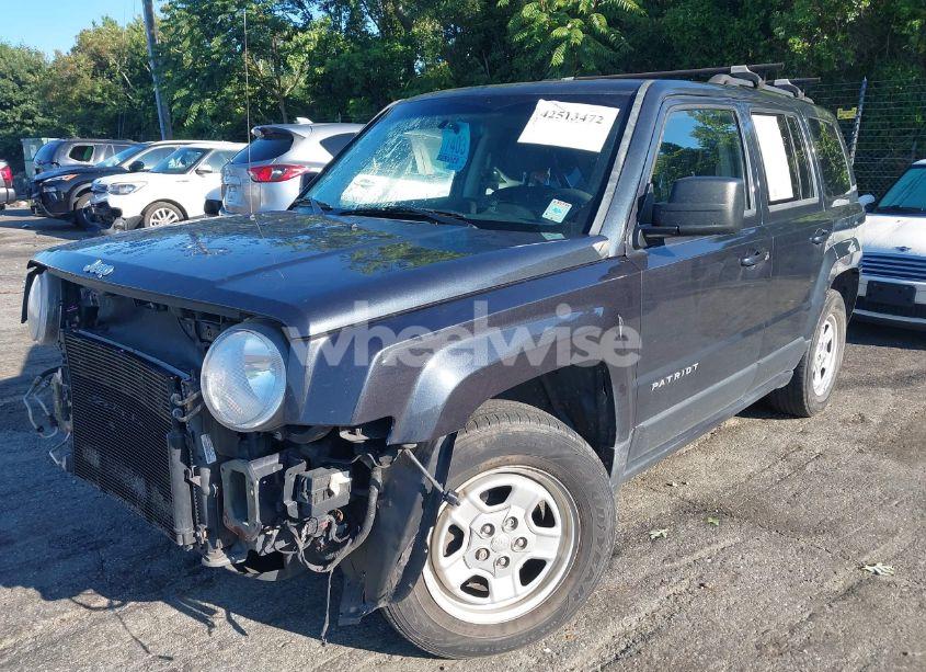 Photo 2 of 2014 Jeep Patriot SPORT (VIN 1C4NJPBA0ED690284)