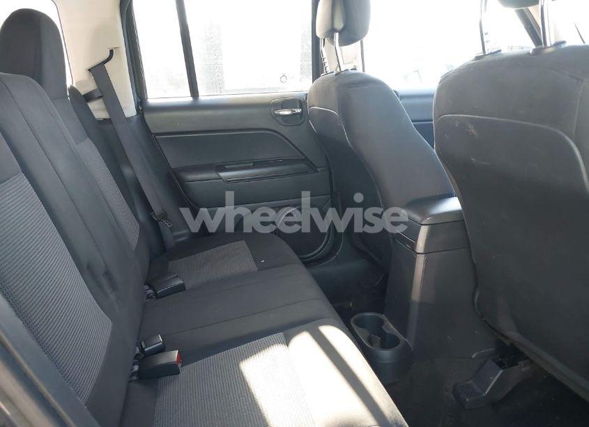 Photo 8 of 2014 Jeep Patriot SPORT (VIN 1C4NJPBA0ED690284)