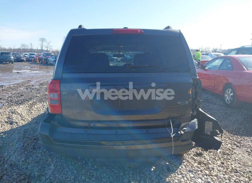 Photo 16 of 2014 Jeep Patriot ALTITUDE (VIN 1C4NJPBA0ED758437)