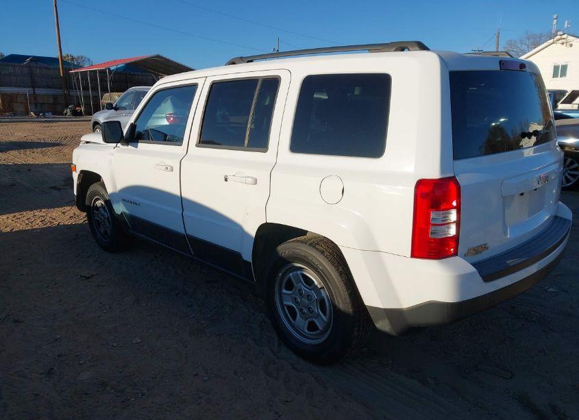 Photo 3 of 2015 Jeep Patriot SPORT (VIN 1C4NJPBA0FD209015)